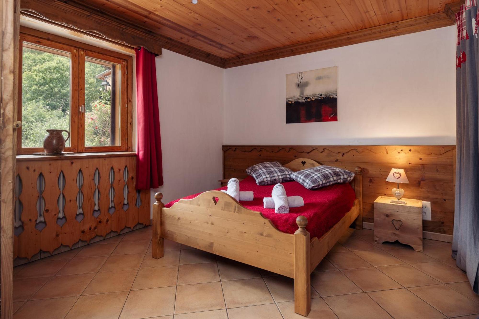 La Maison Des Cerries Hautecour  Luaran gambar